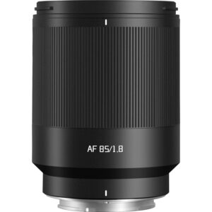 TTArtisan AF 85mm f/1.8 Neo para full-frame con STM, 11 palas y solo 332–338g, pensada para retrato con fondo suave y enfoque rápido.